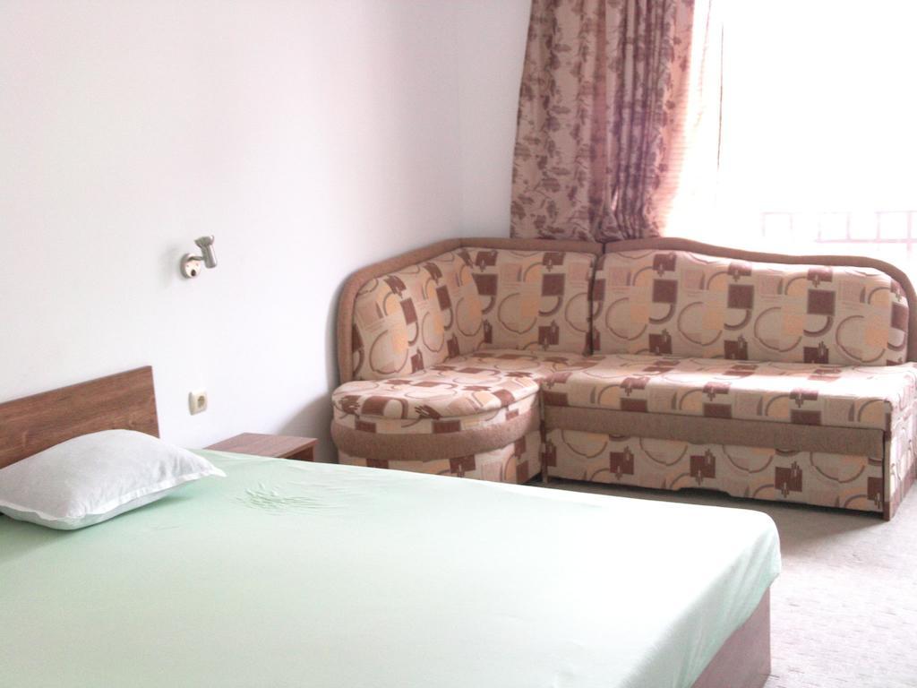 Hotel Neven Primorsko Quarto foto